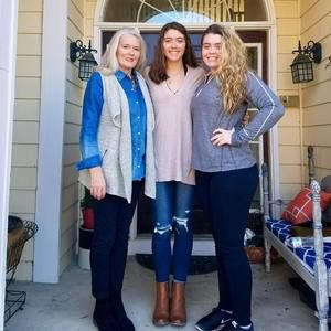 Meet your Posher, Rachel